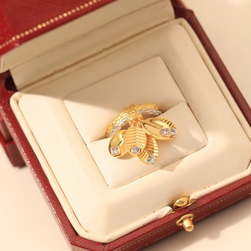 18K Grain De Caf̩ Ring