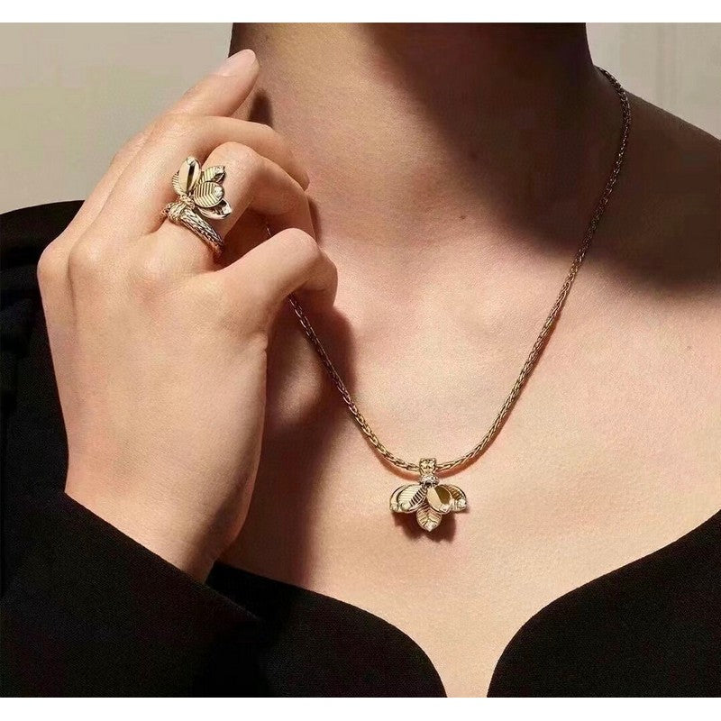 18K Grain De Caf̩ Ring