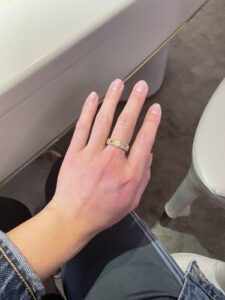 Click to view full screen 18K Love Wedding One Diamond Ring photo review