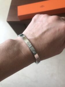 Click to view full screen 18K Love Diamonds Bracelet photo review