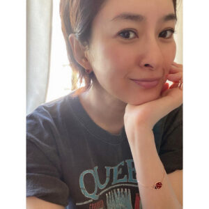 18K Lucky Spring Clover Bracelet photo review