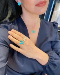 Click to view full screen 18K Two Butterfly Between the Finger Turquoise Ring photo review