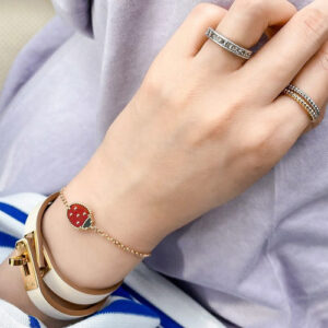 Click to view full screen 18K Lucky Spring Clover Bracelet photo review