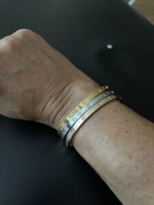 Click to view full screen 18K Frivole Emerald Bracelet photo review