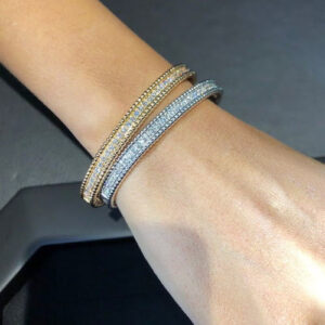 Click to view full screen 18K Vintage Alhambra Five Motifs Pearl Bracelet photo review