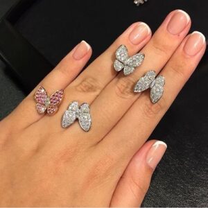 Click to view full screen 18K Two Butterfly Between the Finger Sapphire Ring photo review