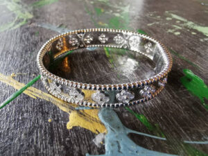 Click to view full screen 18K Rose Gold Kelly Diamonds H Bracelet photo review