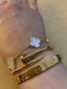 Click to view full screen 18K Frivole Emerald Bracelet photo review