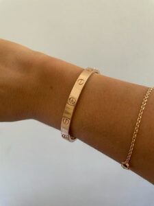 Click to view full screen 18K Frivole Emerald Bracelet photo review