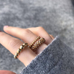 Click to view full screen 18K Cosmos Between the Finger Diamond Ring photo review