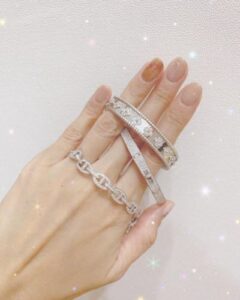 Click to view full screen 18K Rose Gold Kelly Diamonds H Bracelet photo review