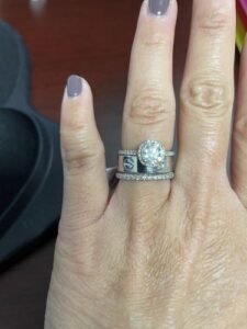 Click to view full screen 18K Love Wedding 6mm Ring photo review