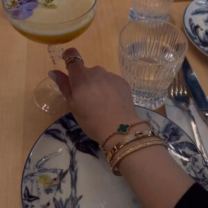 Click to view full screen 18K Magic Alhambra Five Motifs Clover Bracelet photo review