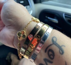 Click to view full screen 18K Rose Gold Five Motifs Clover Bracelet photo review