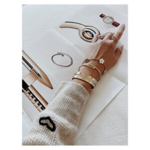 Click to view full screen 18K Lucky Spring Five Motifs Clover Bracelet photo review