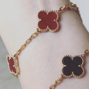 Click to view full screen 18K Vintage Alhambra Five Motifs Clover Onyx Bracelet photo review
