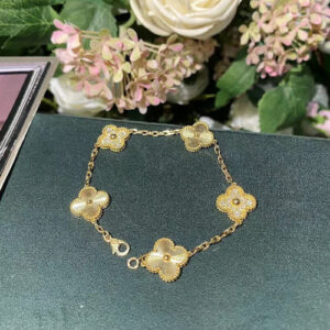 Click to view full screen 18K Vintage Alhambra Five Motifs Diamonds Clover Bracelet photo review