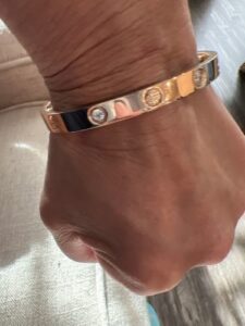 Click to view full screen 18K Yellow Gold Clash De Bracelet photo review