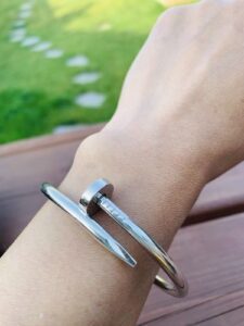 Click to view full screen 18K Juste Un Clou Bracelet photo review